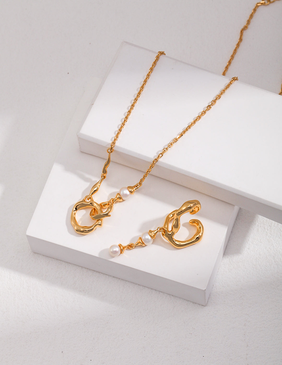 Exquisite Double Ring Clasp Sterling Silver Necklace