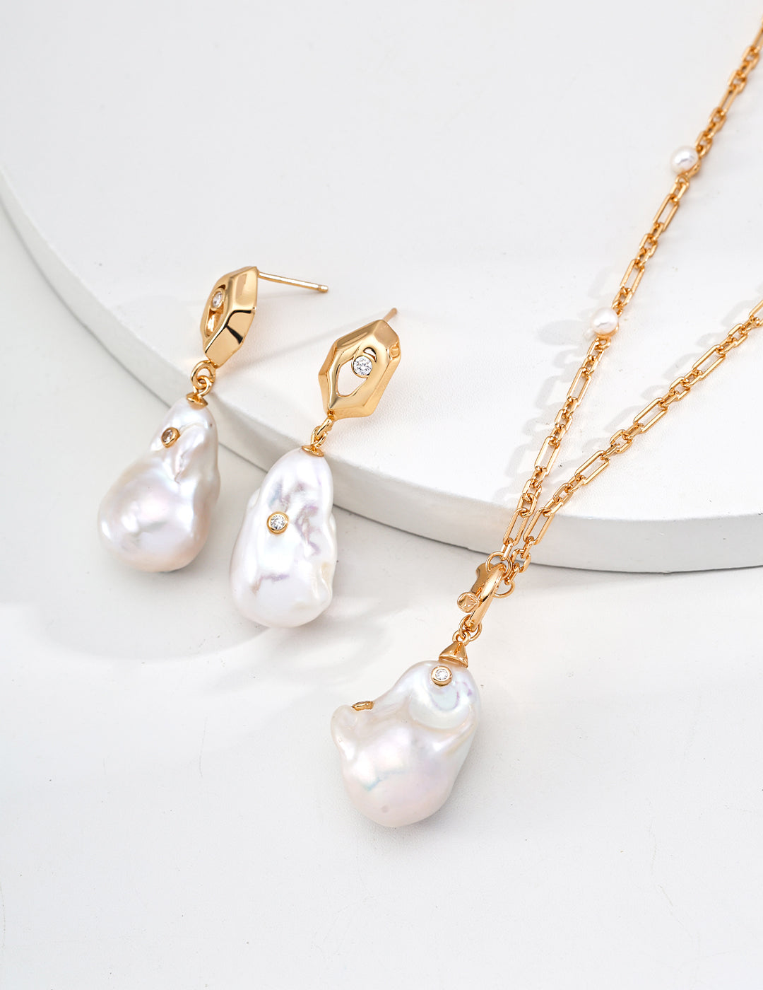 Vintage Baroque Pearl Earrings